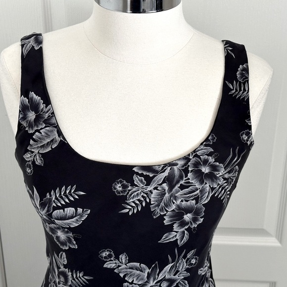 Jones New York Signature Sleeveless 100% Silk Maxie Dress Orchid Print Size 8 - Picture 9 of 9